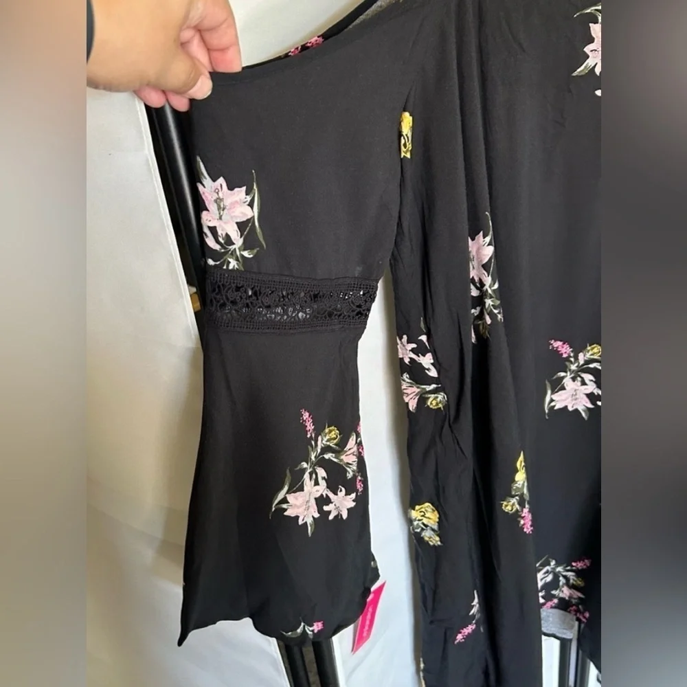 Xhilaration Womens Black Floral Cold Shoulder Pink Peasant Dress Size XXL